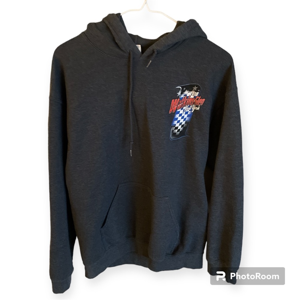 Watkins Glen New York Racing Hoodie 2018 Mens M Gray Logo Cars Speedway …